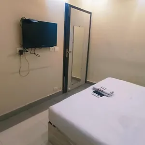 Luxury Adarsh Nagar Metro Pillar No 100 Delhi (National Capital Territory of India)