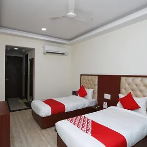 https://oyo-19122-mastana-palace.hotels-varanasi.com