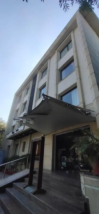 Ikhaya Hotel The Highline New Delhi Delhi (National Capital Territory of India)