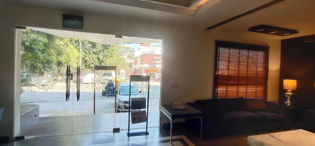 Ikhaya Hotel The Highline New Delhi 4*, Delhi (National Capital Territory of India)