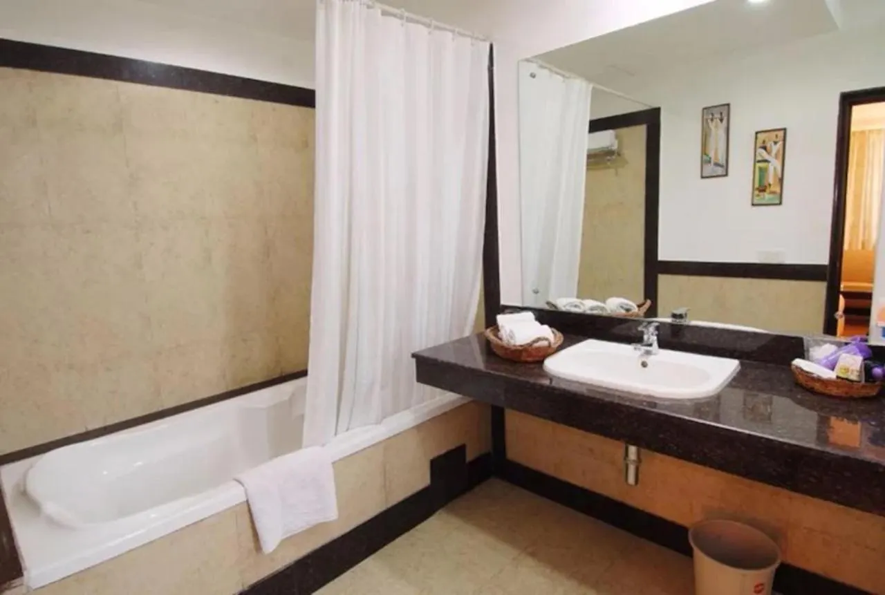 Ikhaya Hotel The Highline New Delhi 4*, Delhi (National Capital Territory of India) India