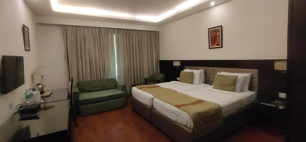 Ikhaya Hotel The Highline Νέο Δελχί